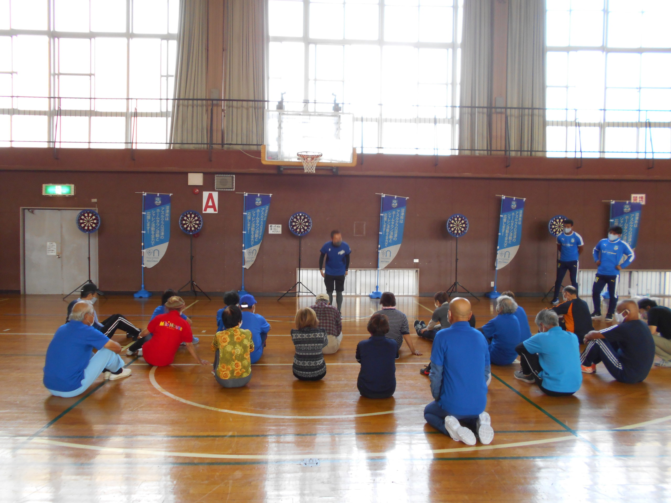 超元気! アクティブシニアたちがダーツに挑戦【沼津市 高齢者のためのスポーツ体験会】